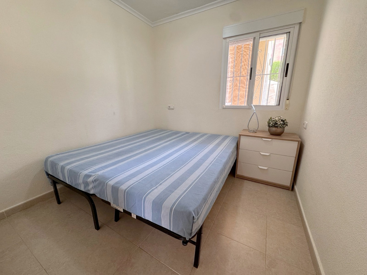 Se vende Villa - Chalet de 3 dormitorios en Costa Blanca, Alicante, España