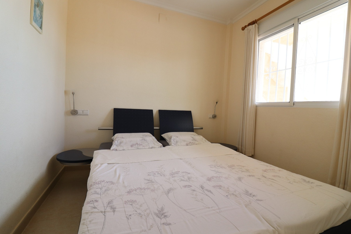 Se vende Villa - Chalet de 3 dormitorios en Costa Blanca, Alicante, España