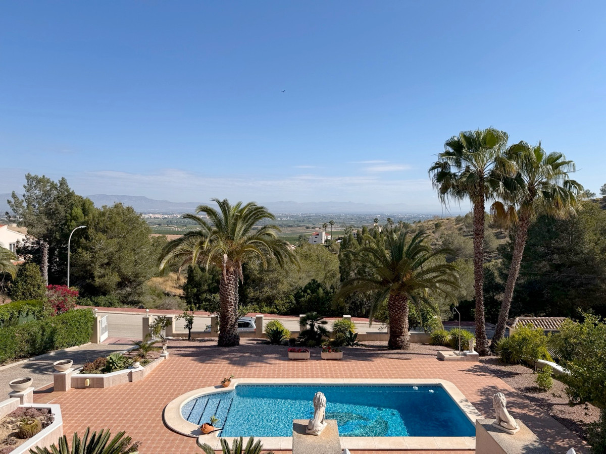 Se vende Villa - Chalet de 3 dormitorios en Costa Blanca, Alicante, España