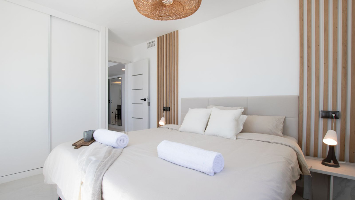 3 Bed Apartment for sale in Calahonda Costa Del Sol, Málaga, Spain