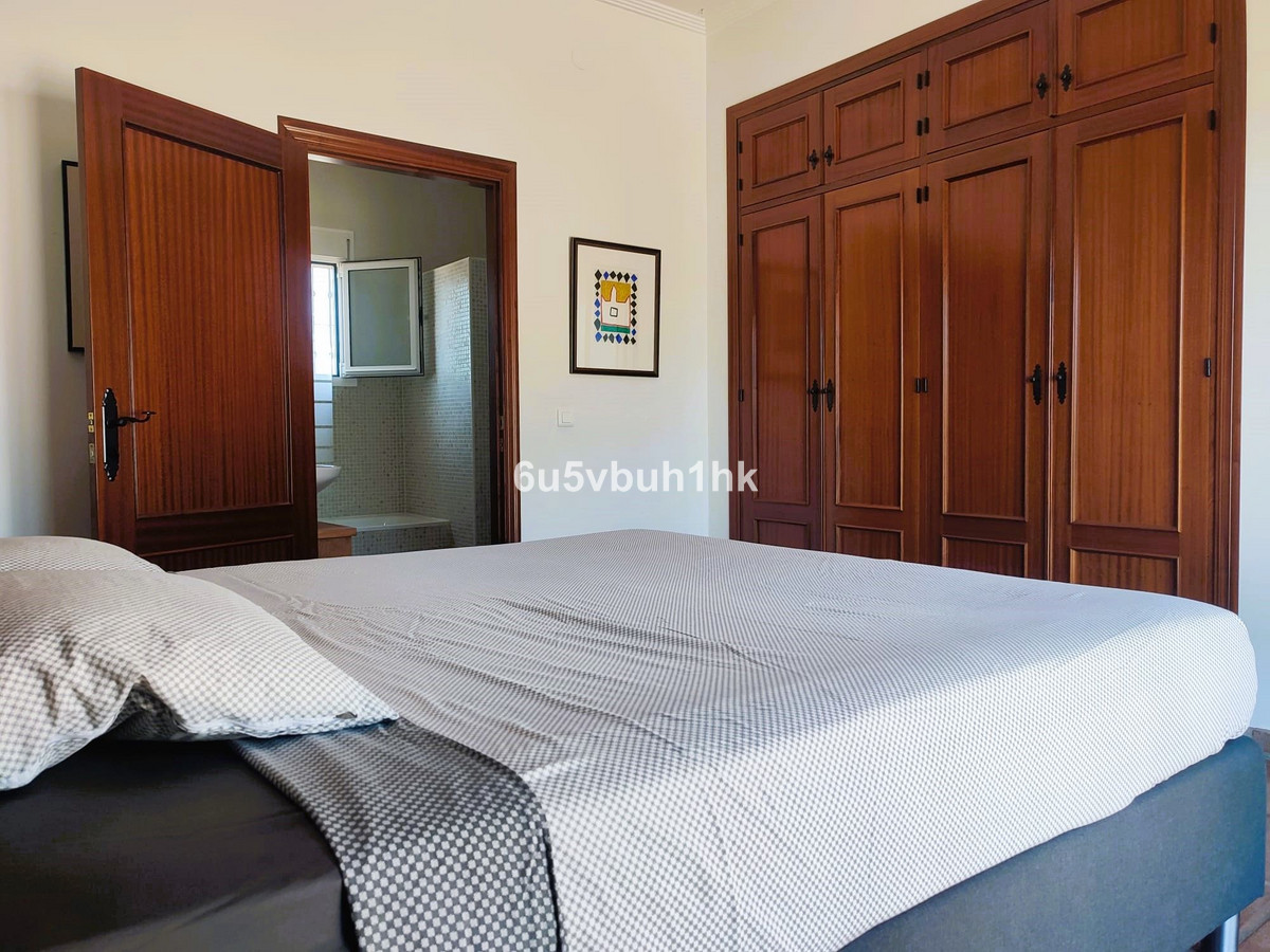 9 Bed Townhouse for sale in Arenas Costa Del Sol East, Málaga, Spain