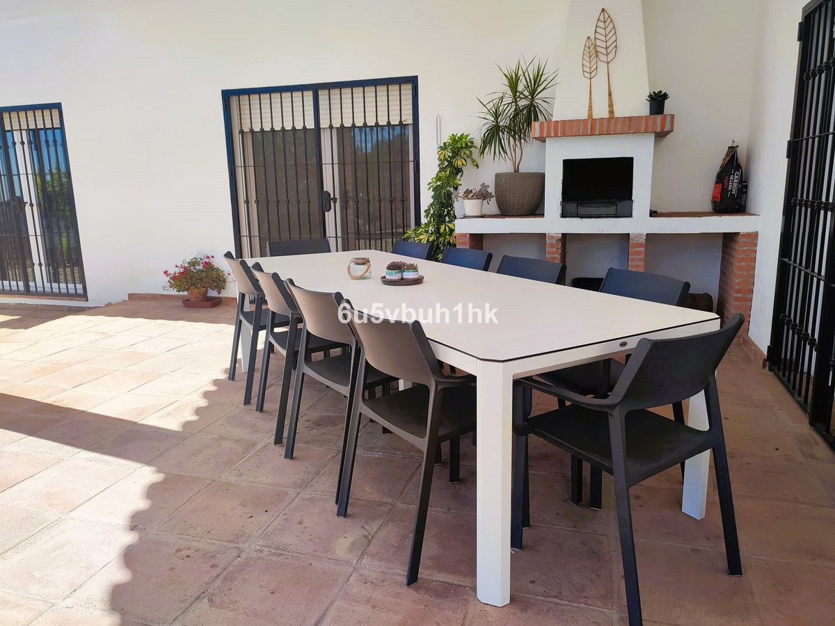 9 Bed Townhouse for sale in Arenas Costa Del Sol East, Málaga, Spain