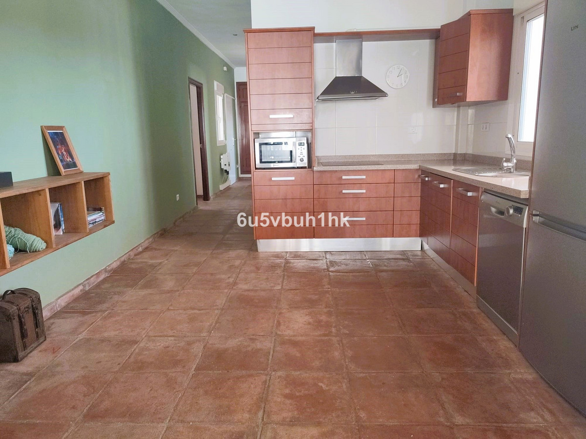 9 Bed Townhouse for sale in Arenas Costa Del Sol East, Málaga, Spain