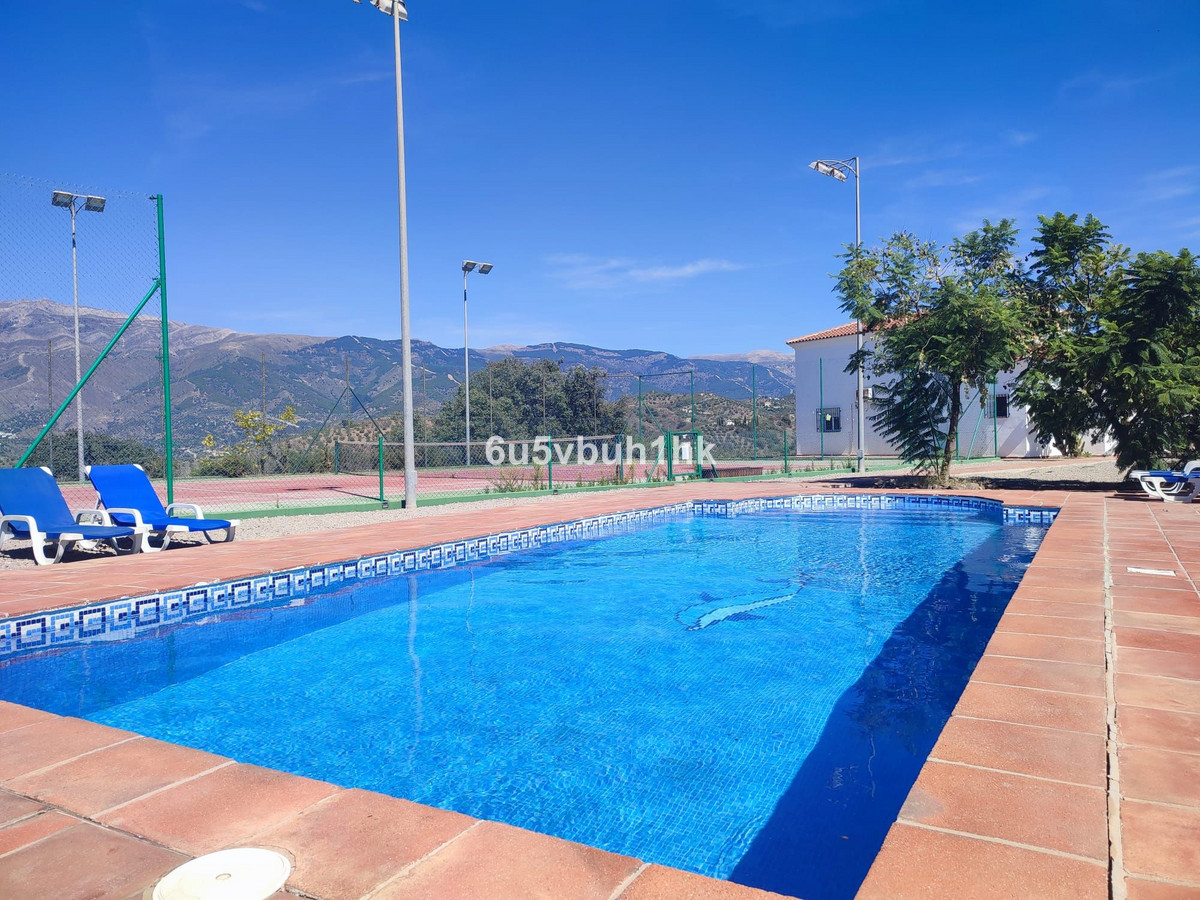9 Bed Townhouse for sale in Arenas Costa Del Sol East, Málaga, Spain
