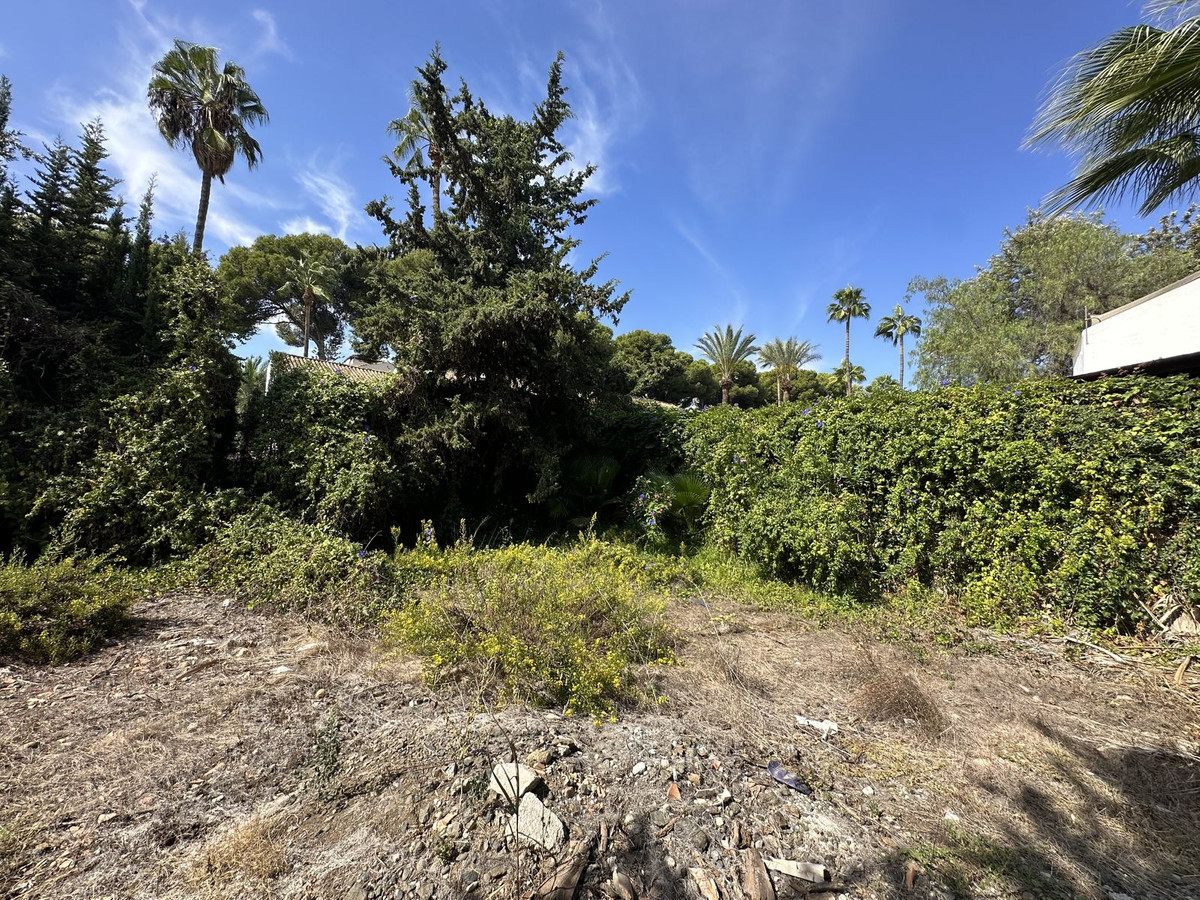 Plots for sale in Nueva Andalucía Costa Del Sol, Málaga, Spain