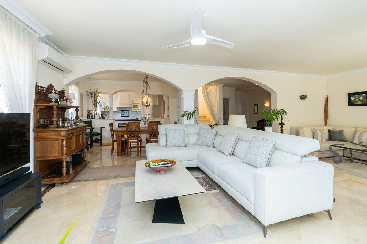 3 Bed Townhouse for sale in Torrenueva Costa Del Sol, Málaga, Spain