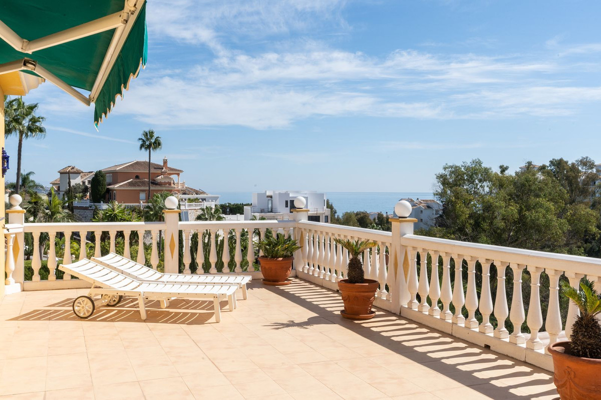 3 Bed Townhouse for sale in Torrenueva Costa Del Sol, Málaga, Spain