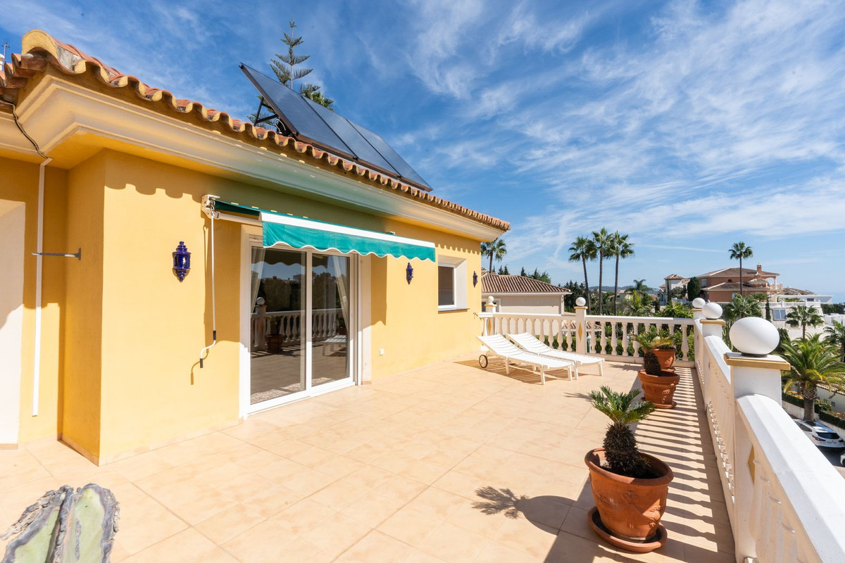 3 Bed Townhouse for sale in Torrenueva Costa Del Sol, Málaga, Spain