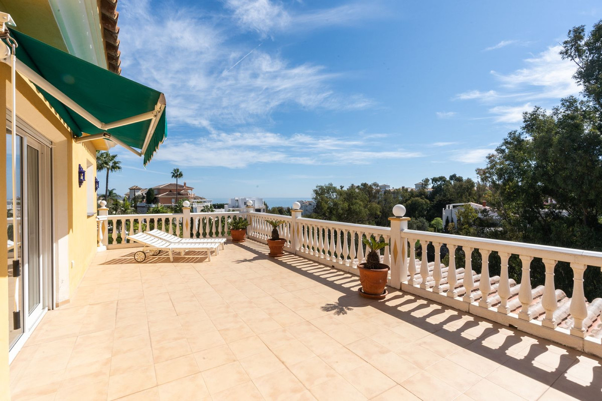 3 Bed Townhouse for sale in Torrenueva Costa Del Sol, Málaga, Spain