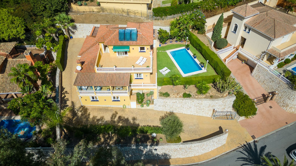 3 Bed Townhouse for sale in Torrenueva Costa Del Sol, Málaga, Spain