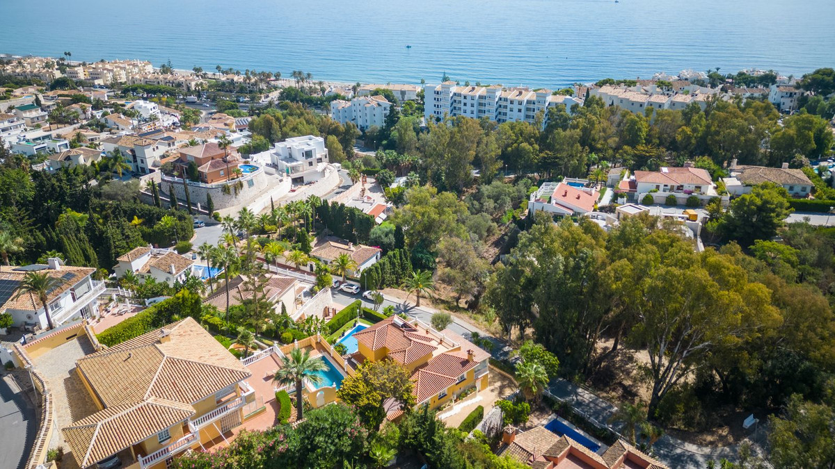 3 Bed Townhouse for sale in Torrenueva Costa Del Sol, Málaga, Spain