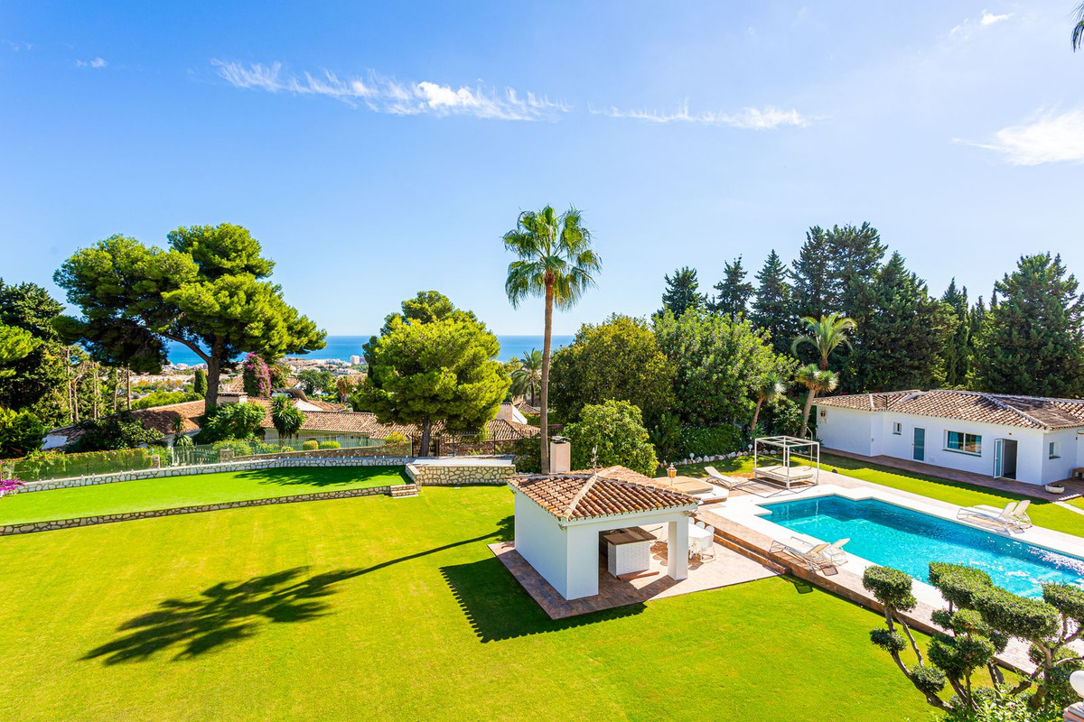 Se vende Villa - Chalet de 8 dormitorios en Costa Del Sol, Málaga, España