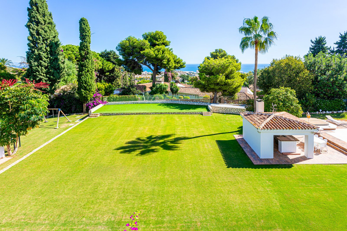 Se vende Villa - Chalet de 8 dormitorios en Costa Del Sol, Málaga, España