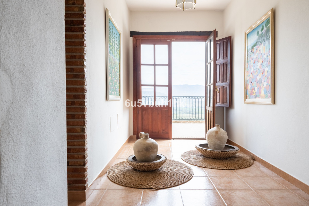 3 Bed Townhouse for sale in Cártama Costa Del Sol, Málaga, Spain
