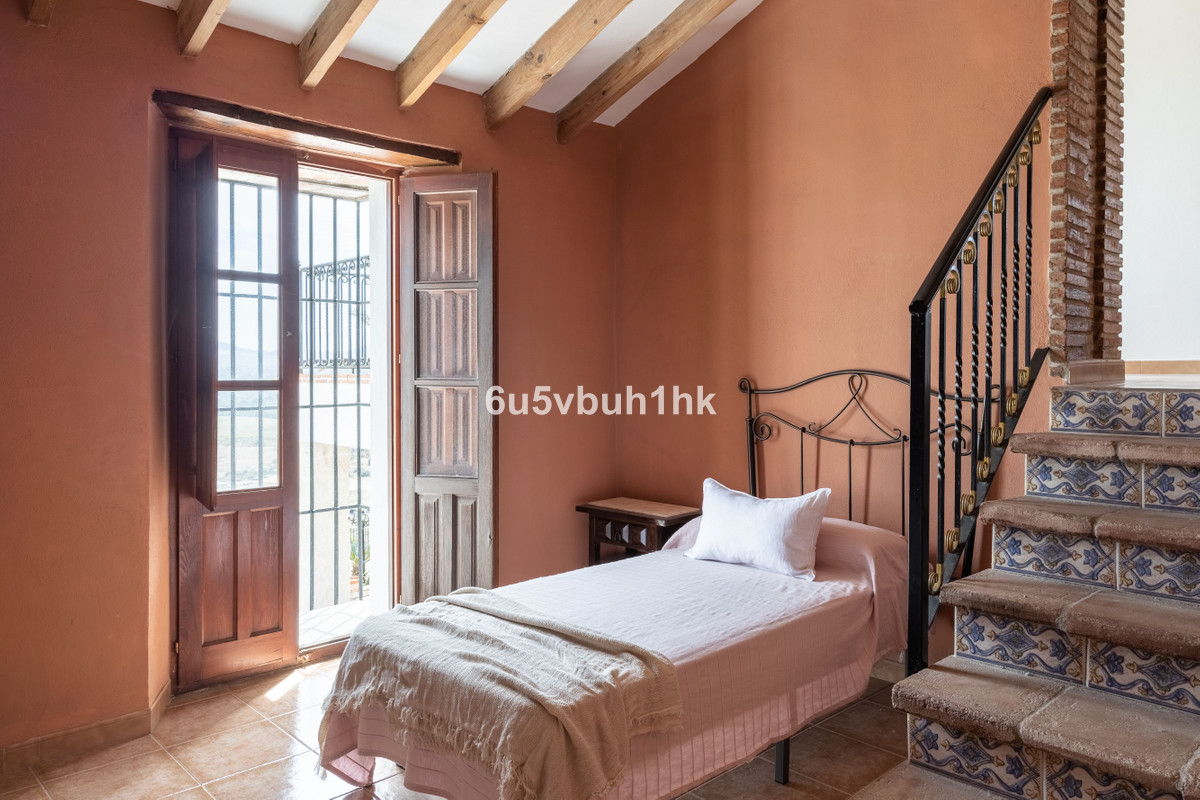 3 Bed Townhouse for sale in Cártama Costa Del Sol, Málaga, Spain