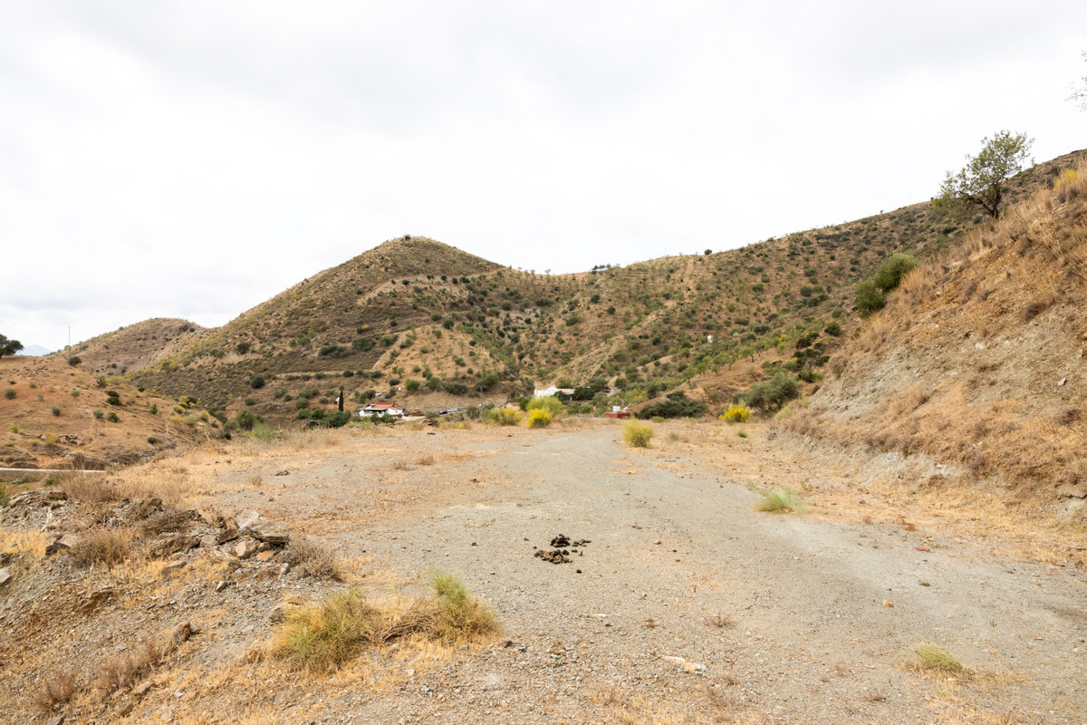 Plots for sale in Estacion De Cartama Costa Del Sol, Málaga, Spain
