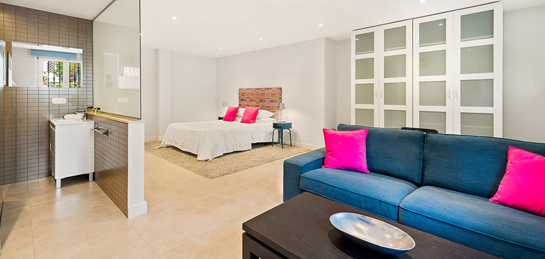 Se vende Villa - Chalet de 6 dormitorios en Costa Del Sol, Málaga, España