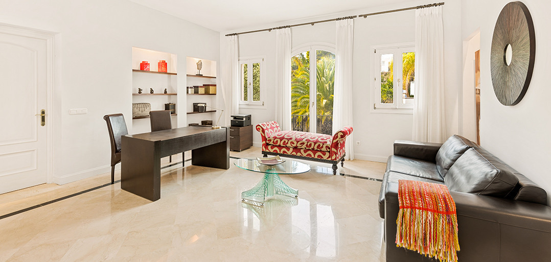 Se vende Villa - Chalet de 6 dormitorios en Costa Del Sol, Málaga, España
