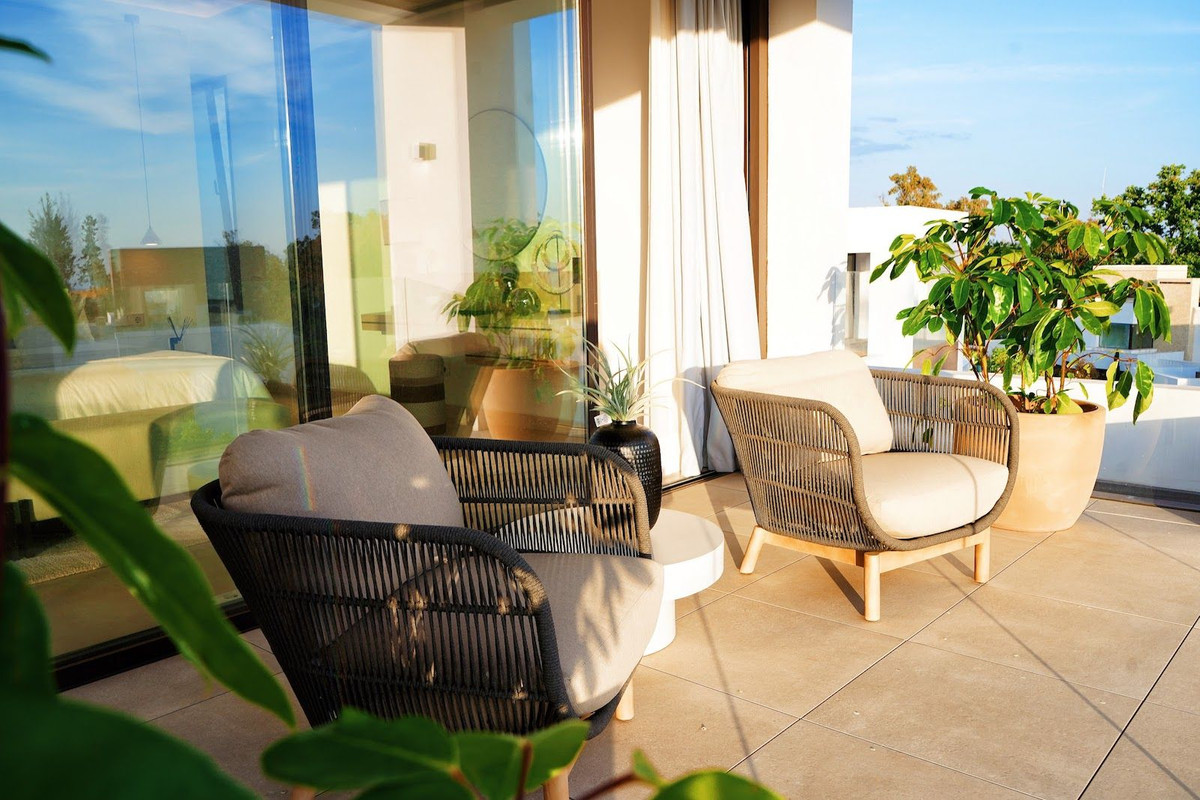 Se vende Villa - Chalet de 5 dormitorios en Costa Del Sol, Málaga, España