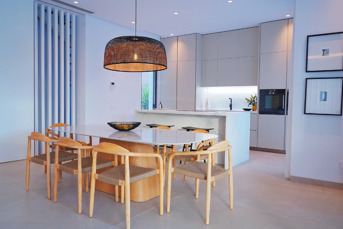 Se vende Villa - Chalet de 5 dormitorios en Costa Del Sol, Málaga, España