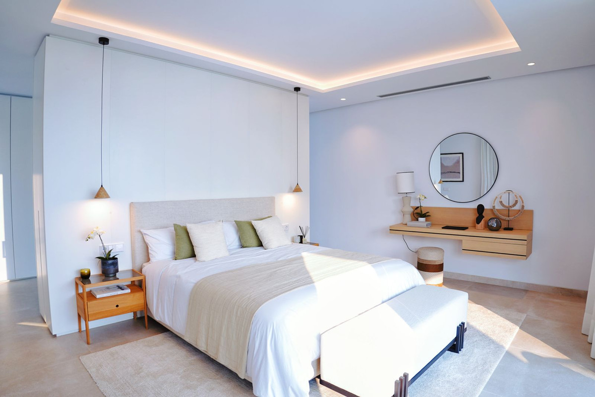 Se vende Villa - Chalet de 5 dormitorios en Costa Del Sol, Málaga, España