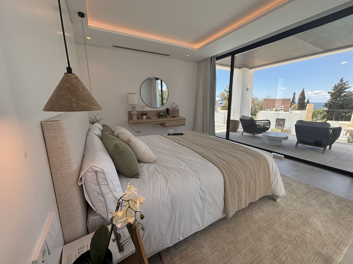 Se vende Villa - Chalet de 5 dormitorios en Costa Del Sol, Málaga, España