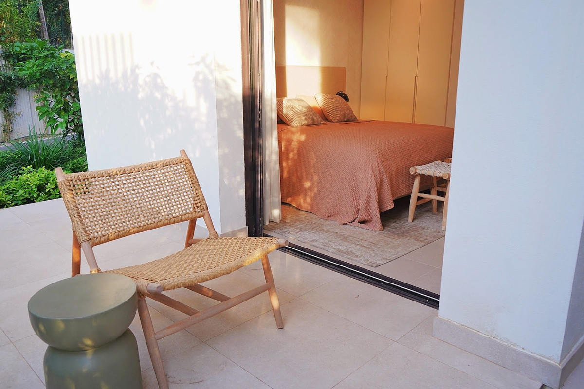 Se vende Villa - Chalet de 5 dormitorios en Costa Del Sol, Málaga, España