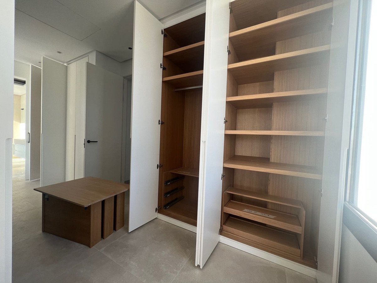 Se vende Villa - Chalet de 5 dormitorios en Costa Del Sol, Málaga, España