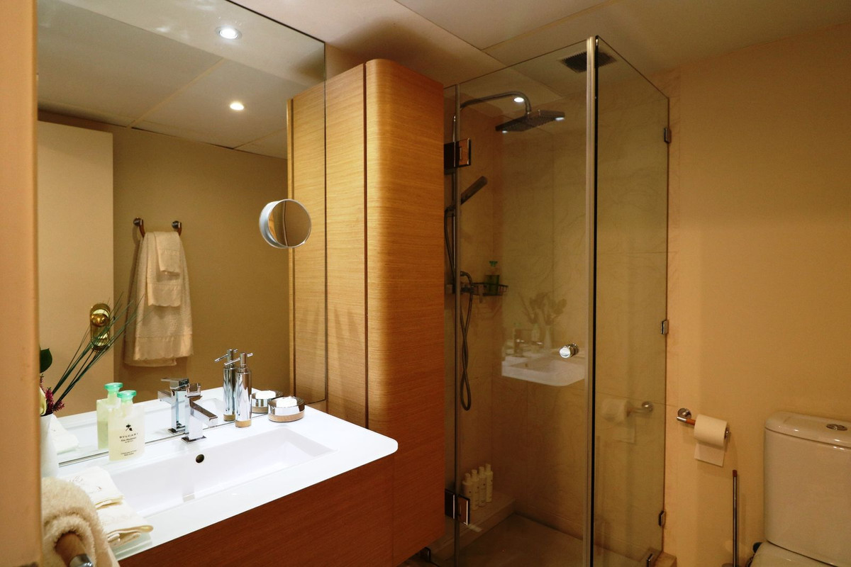 2 Bed Apartment for sale in Marbella Costa Del Sol, Málaga, Spain