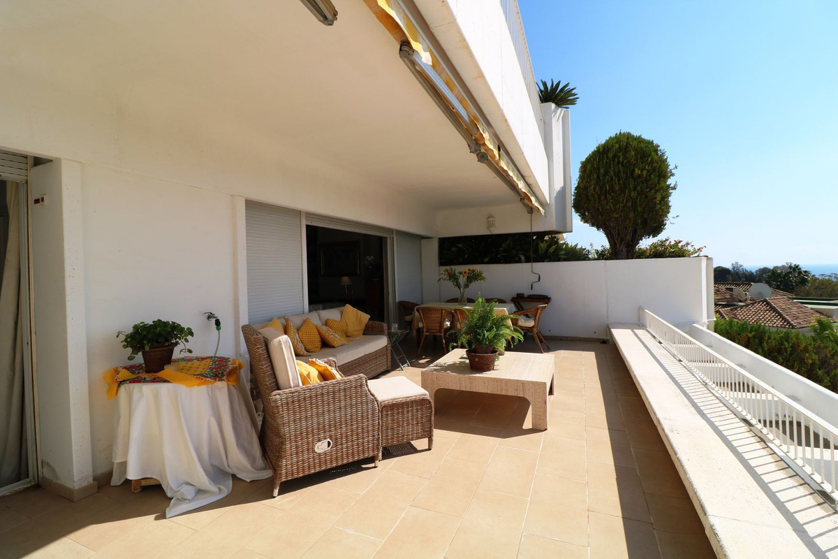 2 Bed Apartment for sale in Marbella Costa Del Sol, Málaga, Spain
