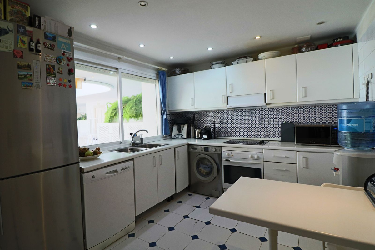 2 Bed Apartment for sale in Marbella Costa Del Sol, Málaga, Spain