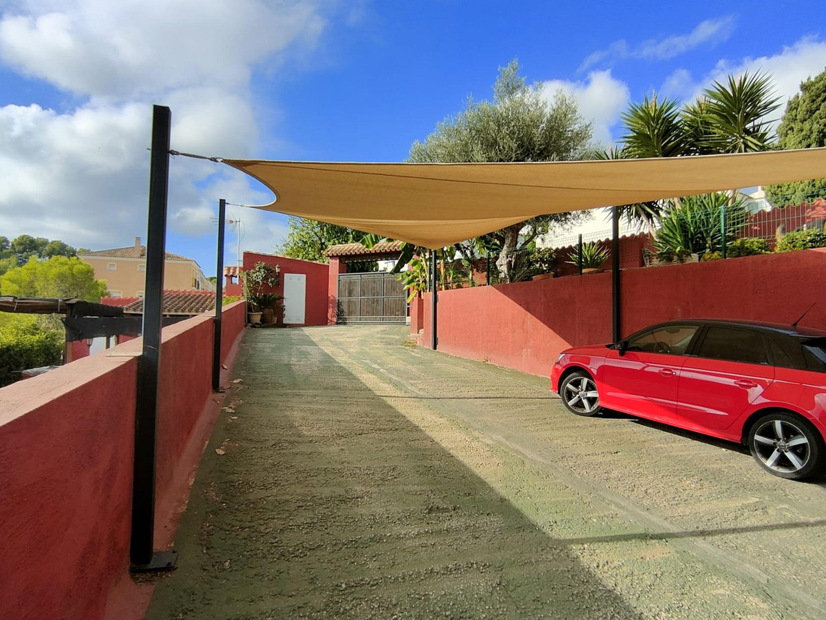 4 Bed Townhouse for sale in La Nucia Costa Blanca, Alicante, Spain