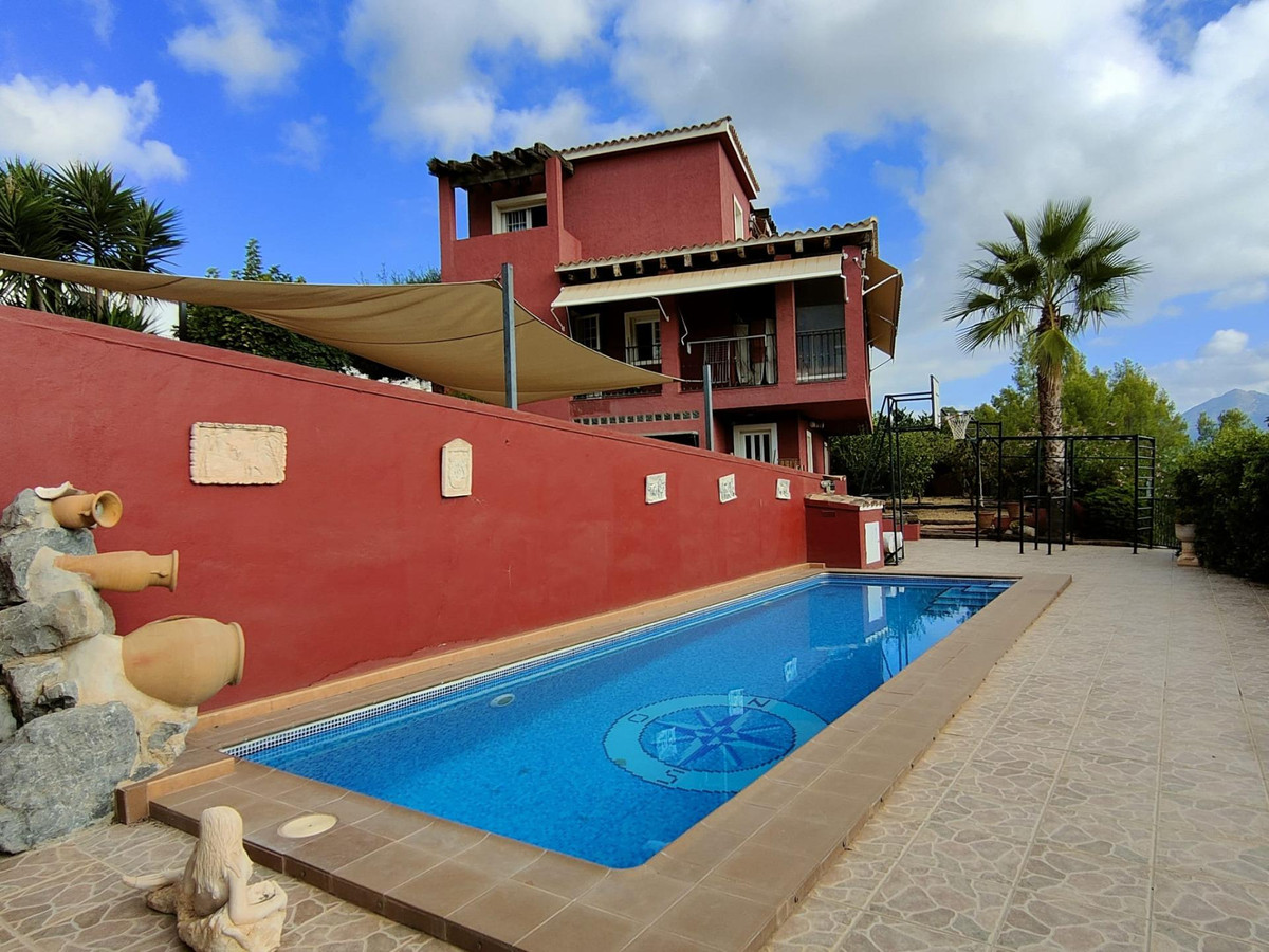 4 Bed Townhouse for sale in La Nucia Costa Blanca, Alicante, Spain
