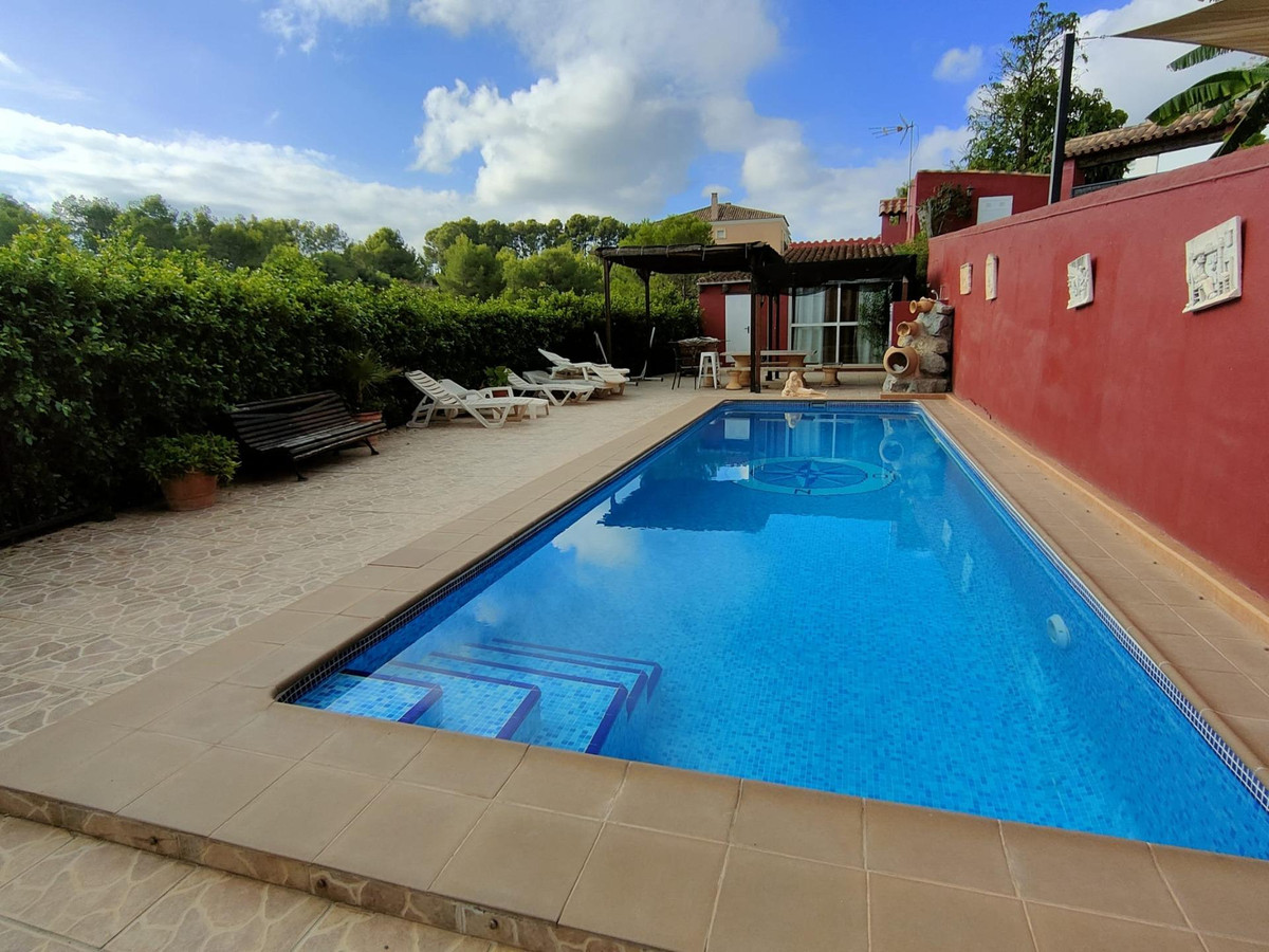 4 Bed Townhouse for sale in La Nucia Costa Blanca, Alicante, Spain