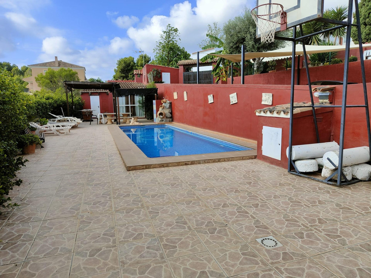 4 Bed Townhouse for sale in La Nucia Costa Blanca, Alicante, Spain