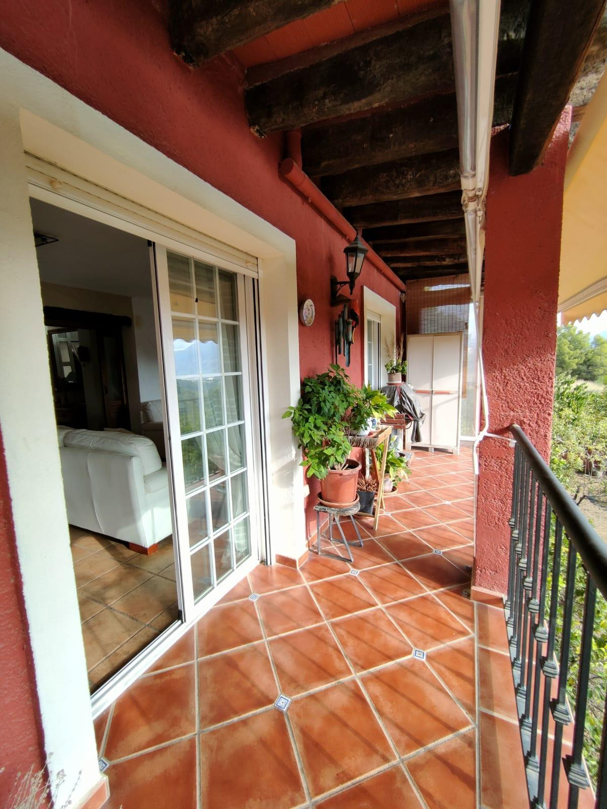 4 Bed Townhouse for sale in La Nucia Costa Blanca, Alicante, Spain