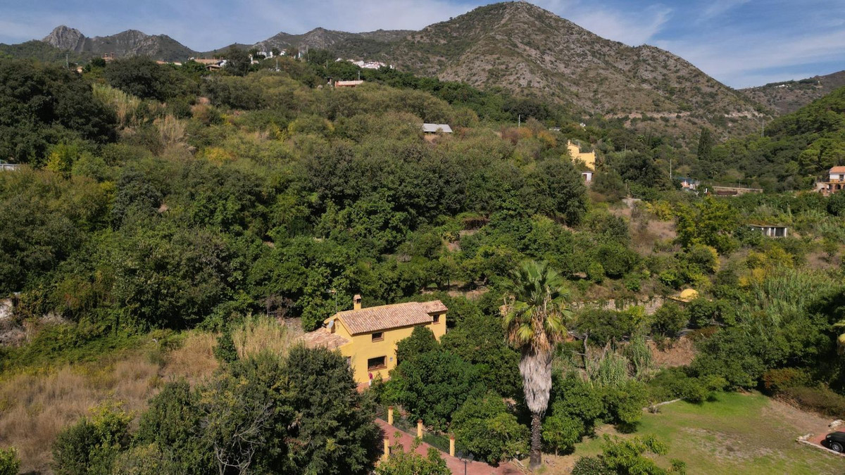 3 Bed Townhouse for sale in Ojén Costa Del Sol, Málaga, Spain