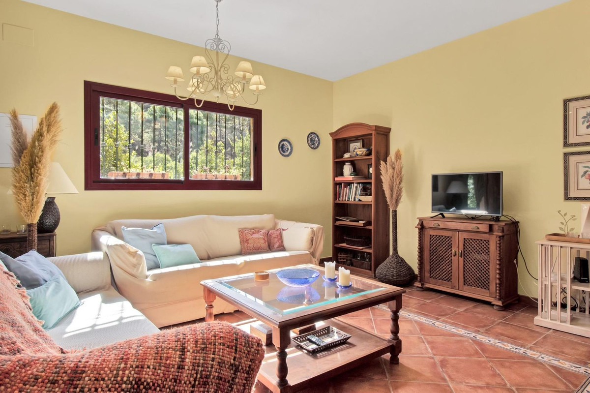 3 Bed Townhouse for sale in Ojén Costa Del Sol, Málaga, Spain