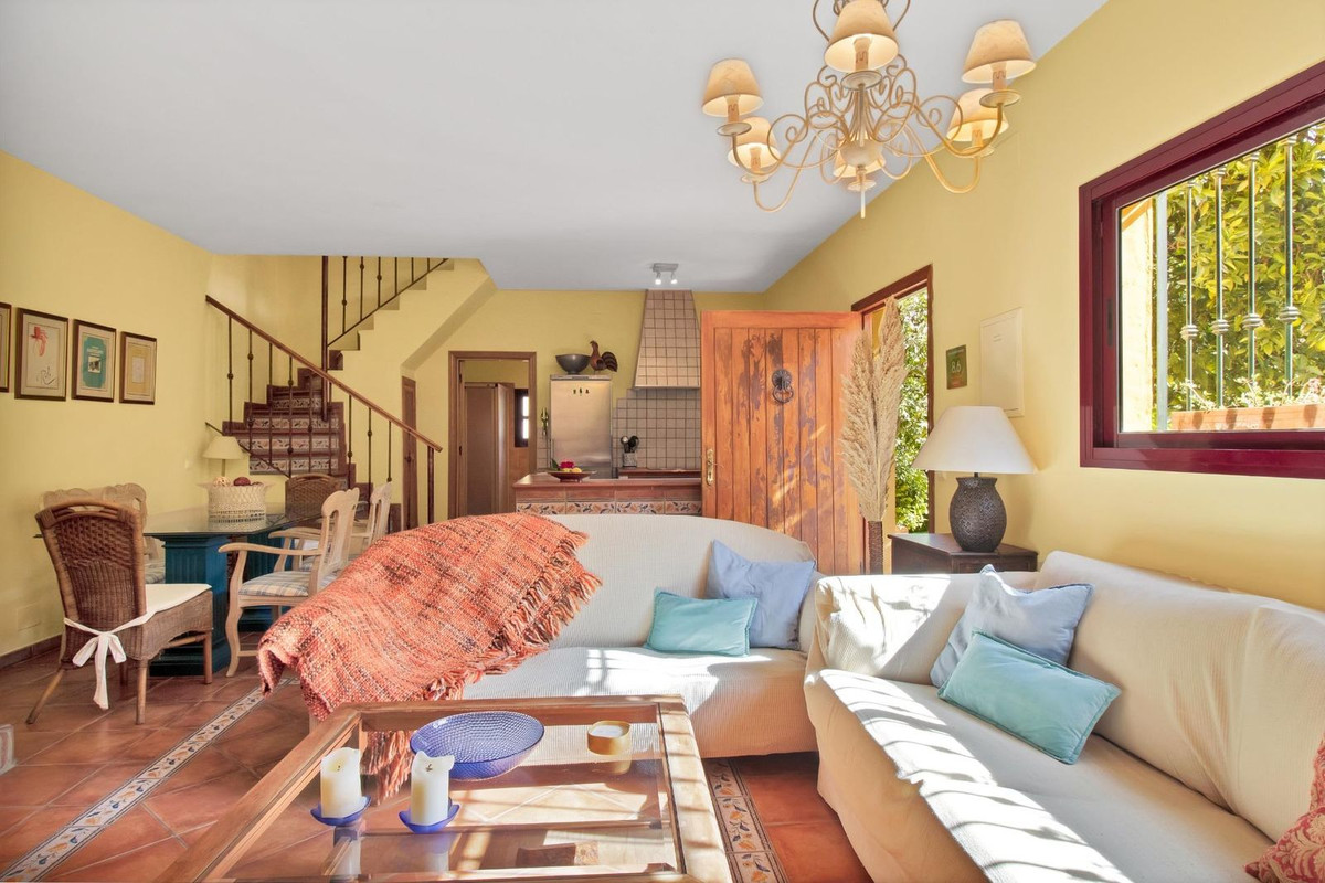 3 Bed Townhouse for sale in Ojén Costa Del Sol, Málaga, Spain