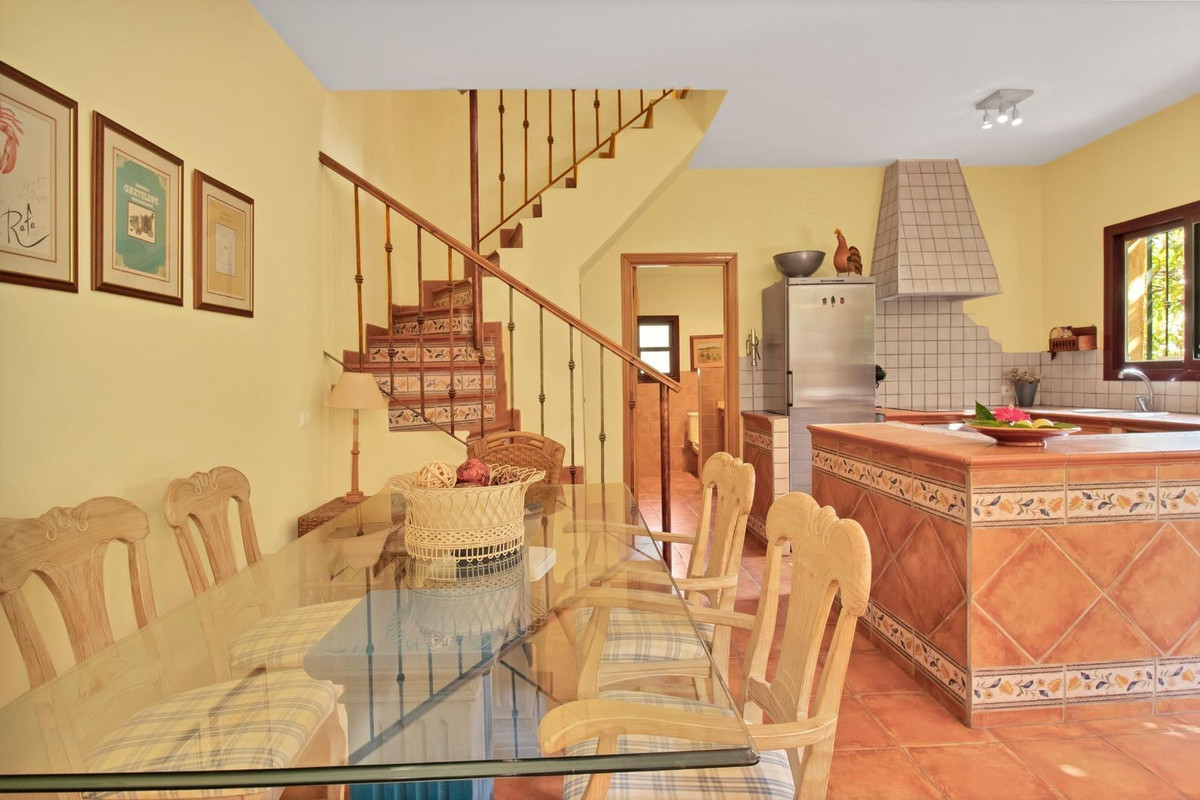 3 Bed Townhouse for sale in Ojén Costa Del Sol, Málaga, Spain