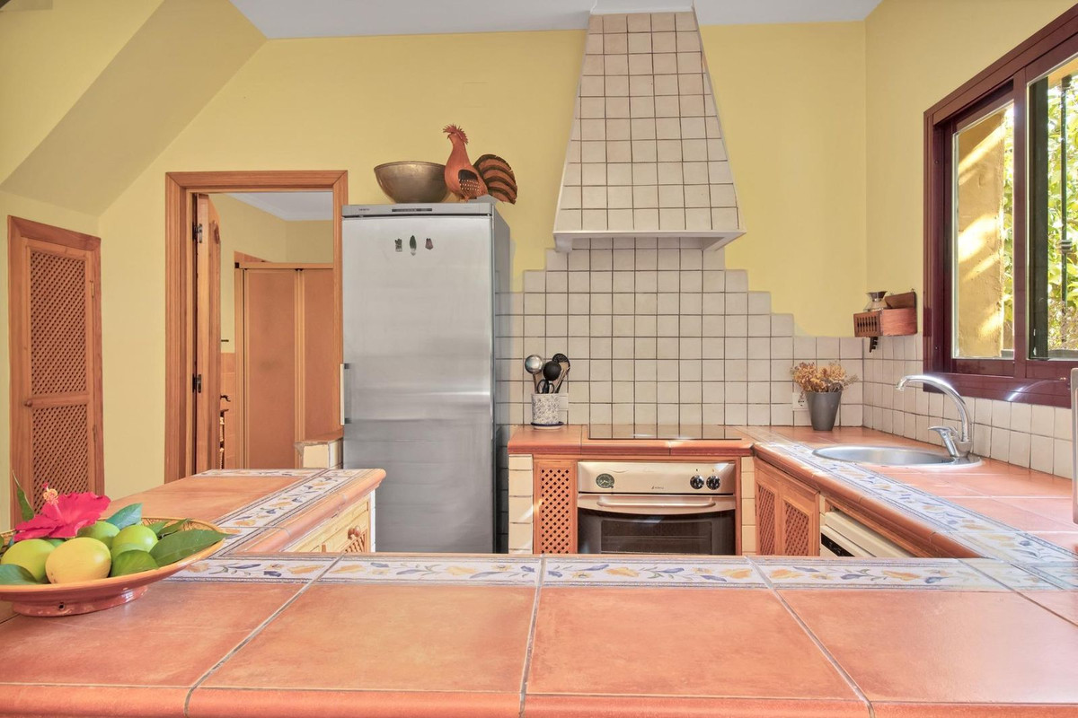 3 Bed Townhouse for sale in Ojén Costa Del Sol, Málaga, Spain