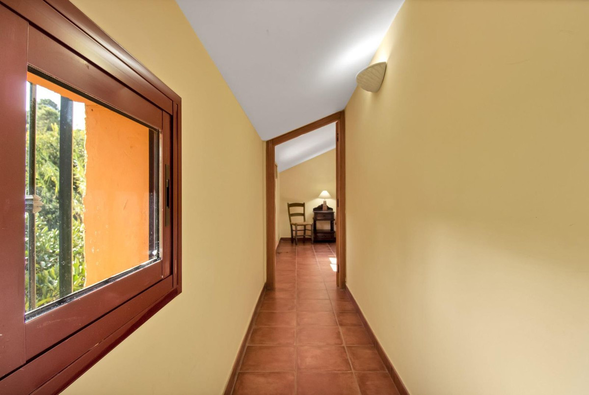 3 Bed Townhouse for sale in Ojén Costa Del Sol, Málaga, Spain