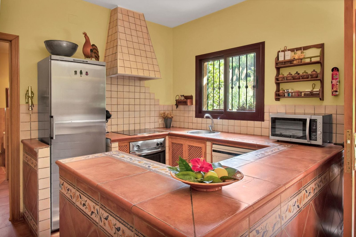 3 Bed Townhouse for sale in Ojén Costa Del Sol, Málaga, Spain