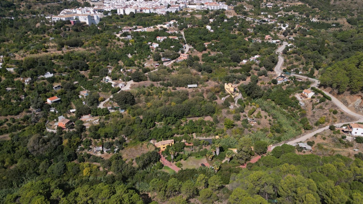3 Bed Townhouse for sale in Ojén Costa Del Sol, Málaga, Spain