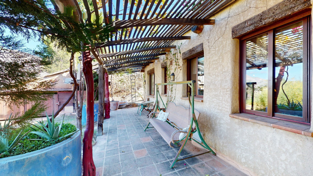 4 Bed Townhouse for sale in Nerja Costa Del Sol East, Málaga, Spain