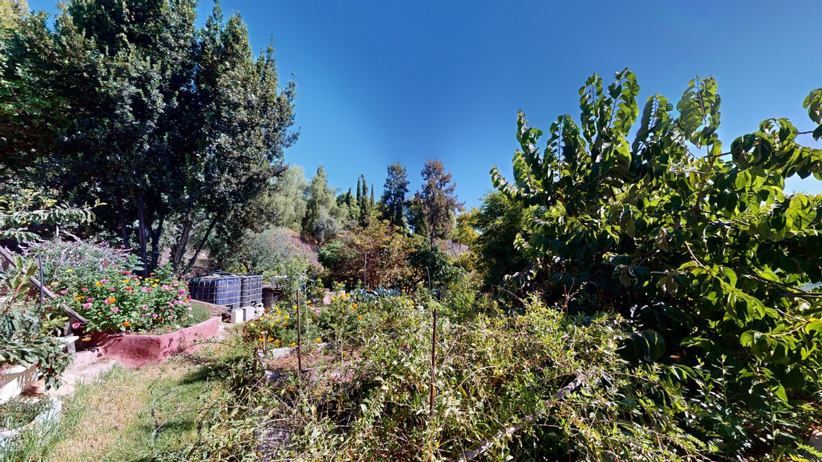 4 Bed Townhouse for sale in Nerja Costa Del Sol East, Málaga, Spain