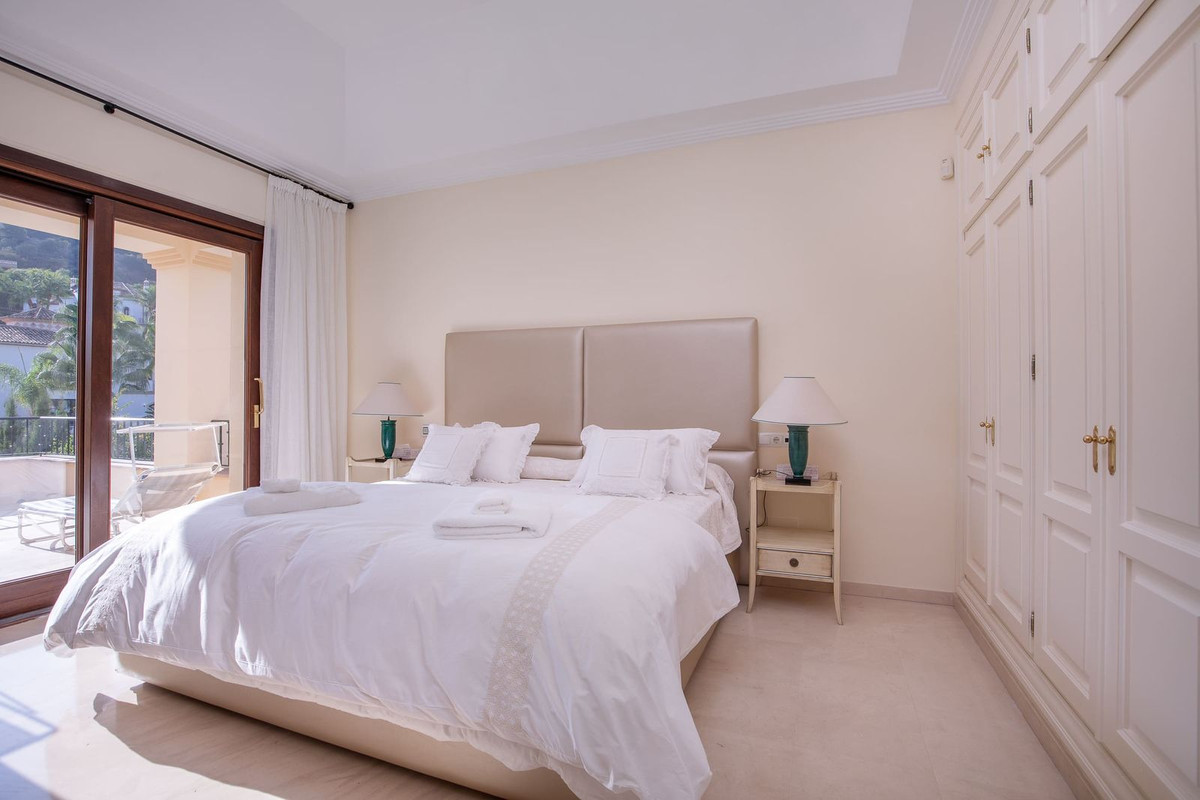 6 Bed Townhouse for sale in Los Arqueros Costa Del Sol, Málaga, Spain