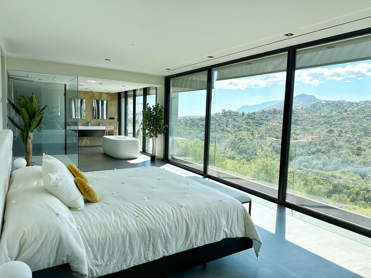 Se vende Villa - Chalet de 7 dormitorios en Costa Del Sol, Málaga, España