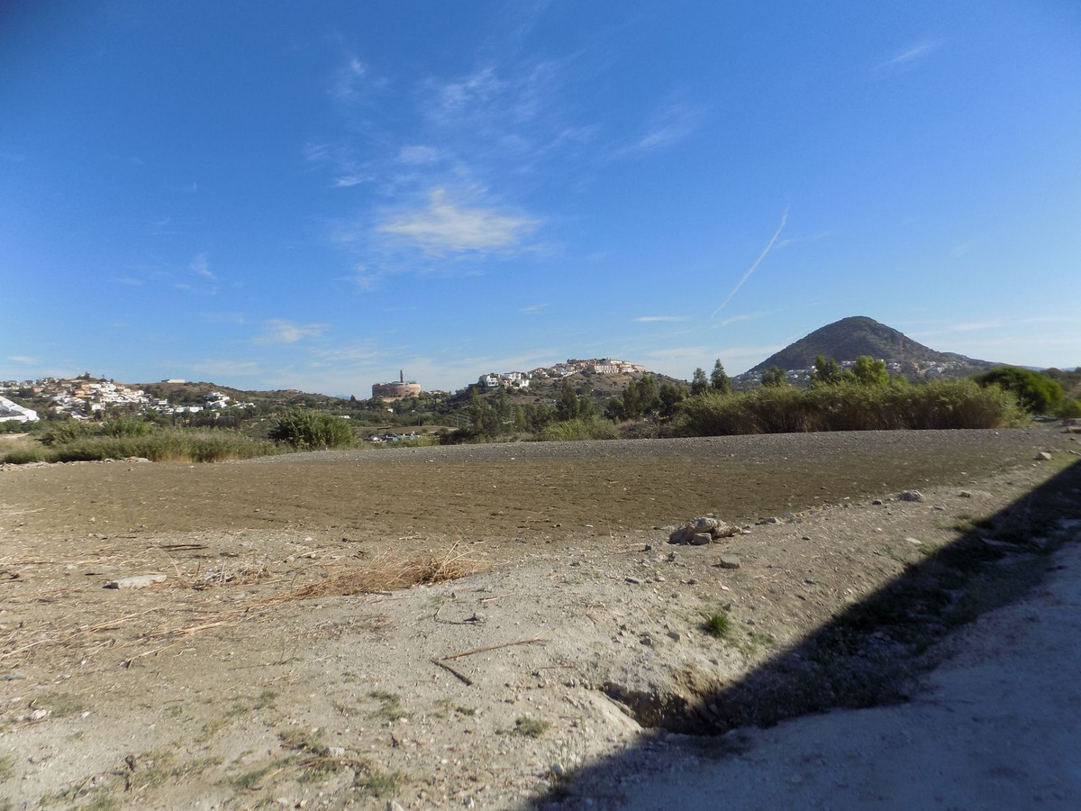 Plots for sale in Coín Costa Del Sol, Málaga, Spain