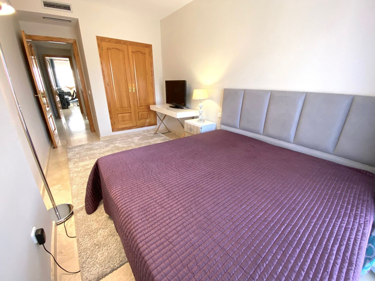 2 Bed Apartment for sale in Aloha Costa Del Sol, Málaga, Spain